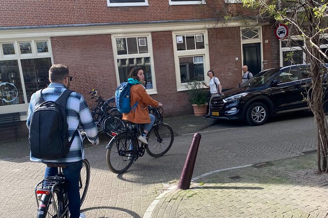 Daily group bike tour in Spanish. - Key points to know before booking
