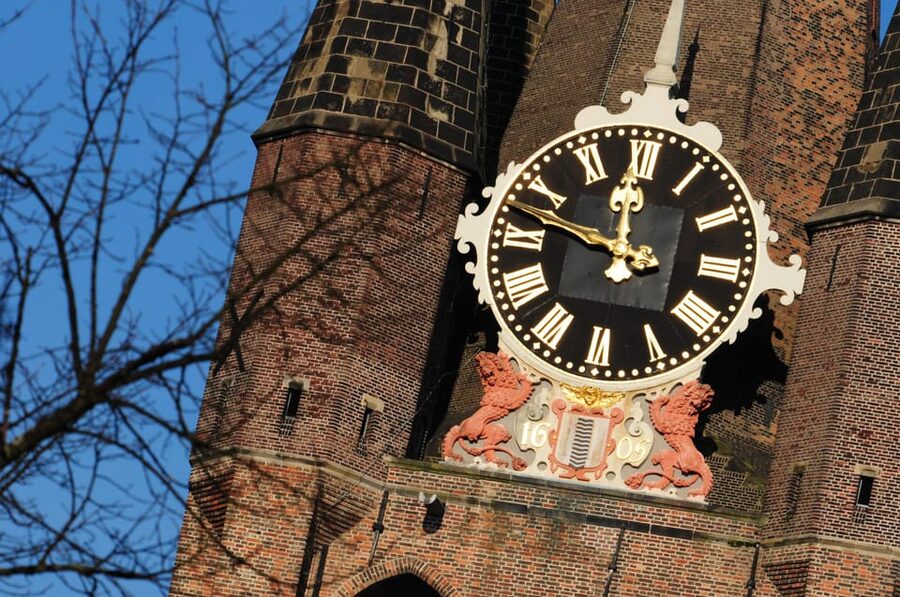 Delft: City Center Walking Tour - Vermeer, pottery, and the everyday story of Delft
