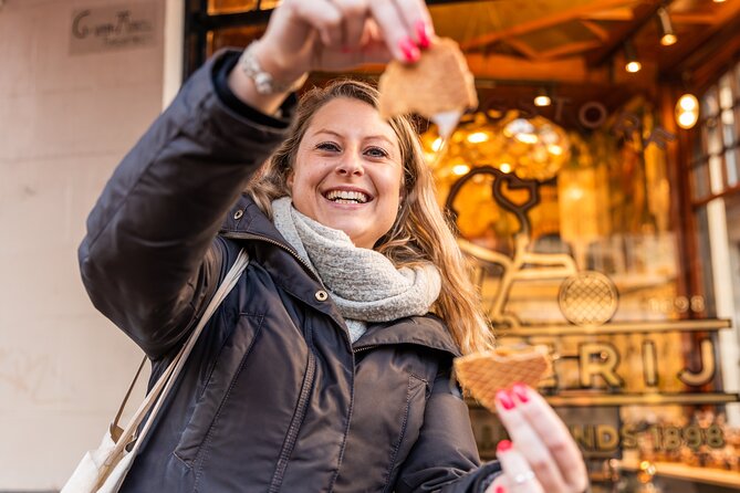 Devour Amsterdam Ultimate Food Tour - Who should book this walking food tour?