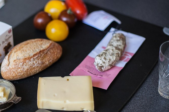 Discover Amsterdam's Culinary Scene: Morning Food Tour - Albert Cuyp market and the feel of local shopping
