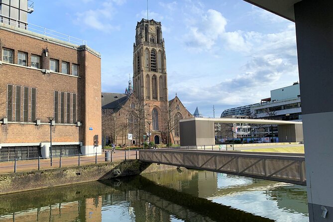 Discover the best spots in Rotterdam with Outside Escape - Markthal, Rotterdam’s modern food hall
