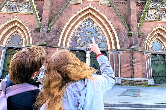 Discover the best spots in Rotterdam with Outside Escape - Grotekerkplein and Rotterdam’s oldest center