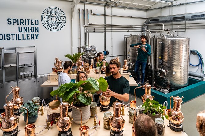 Distilling Class @ Spirited Union Rum Co. (Amsterdam) - Choosing among floral, citrus, spiced, and tropical
