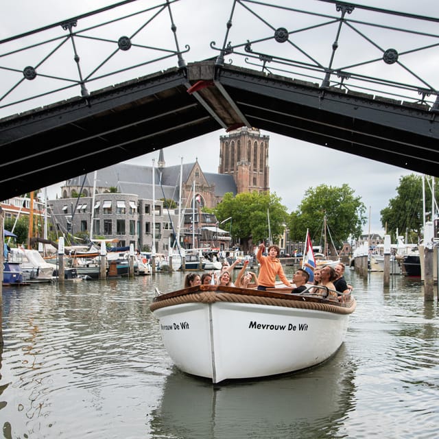 Dordrecht: City Canal Cruise - Why Dordrecht is best approached from the water