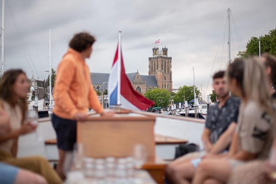 Dordrecht: City Canal Cruise - Through Dordrecht’s old harbors