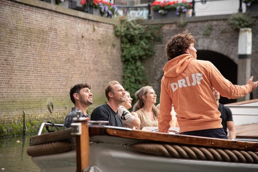 Dordrecht: City Canal Cruise - Is $21 a fair price?