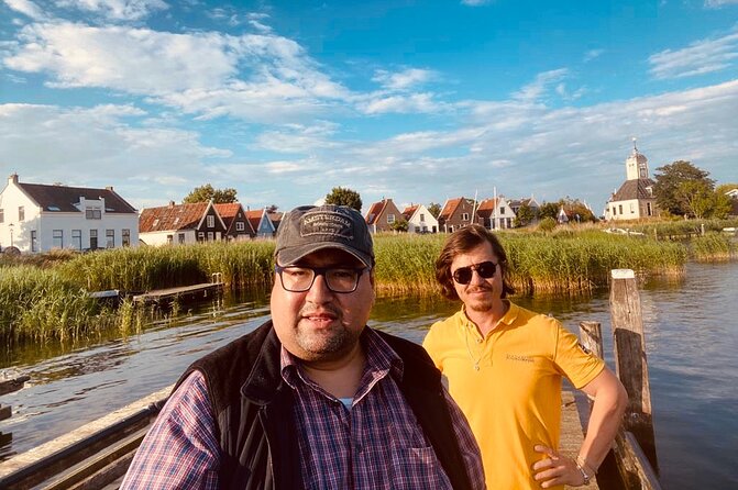 Dreamy Dutch Villages Tour: Giethoorn, Zaanse Schans & More - Cheese tasting at Catharina Hoeve