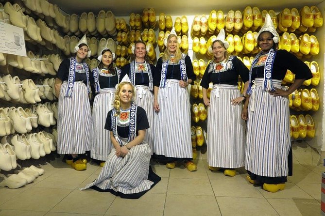 Dutch Experience in Volendam with Traditional Outfits - Who will enjoy this most