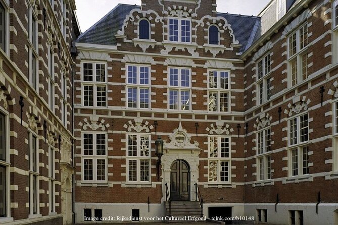 Dutch Golden Age: Private Tour of Amsterdam & Rembrandt's House - From the Flower Market to the canal houses