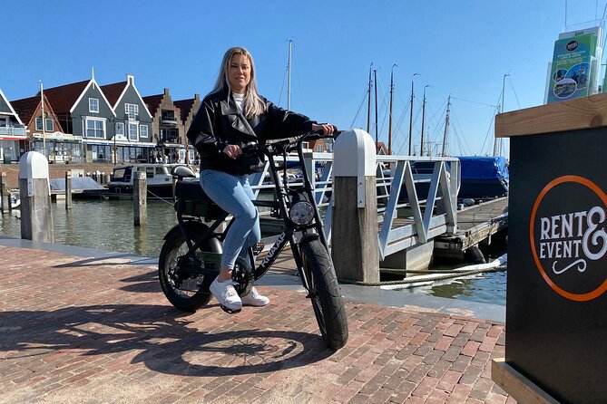 E-fatbike rental Volendam - Countryside of Amsterdam - Returning by boat from Marken