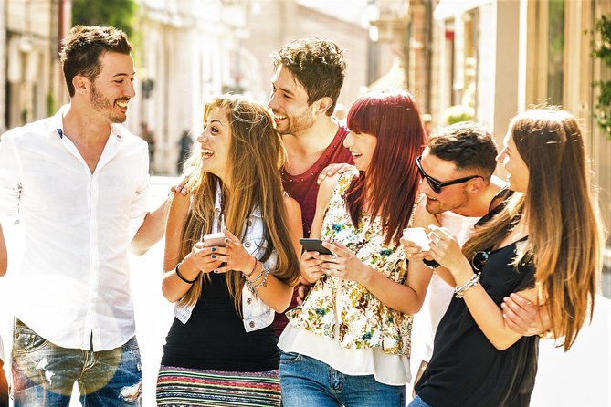 e-Scavenger hunt Amsterdam: Explore the city at your own pace - Starting at Stationsplein and entering the Canal Ring