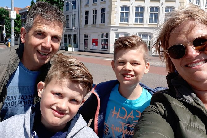e-Scavenger hunt Apeldoorn: Explore the city at your own pace - Paleis Het Loo and Apeldoorn’s royal connection