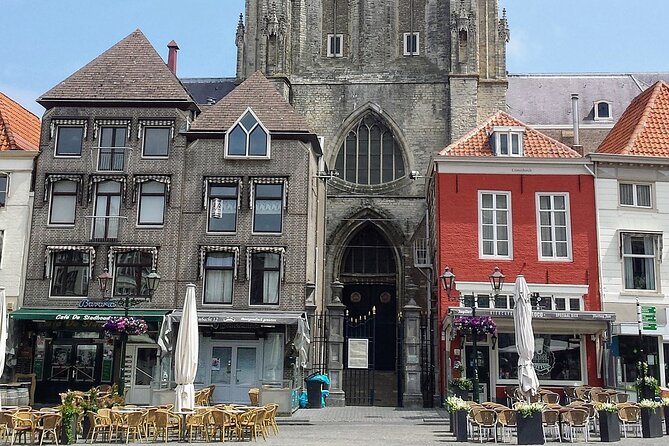 e-Scavenger hunt Bergen op Zoom: Explore the city - Bergen op Zoom beyond the main monuments