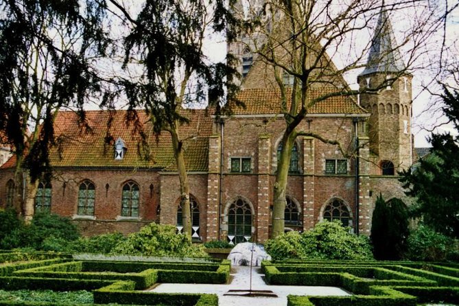 e-Scavenger hunt Delft: Explore the city at your own pace - Starting at Van Leeuwenhoeksingel 42A