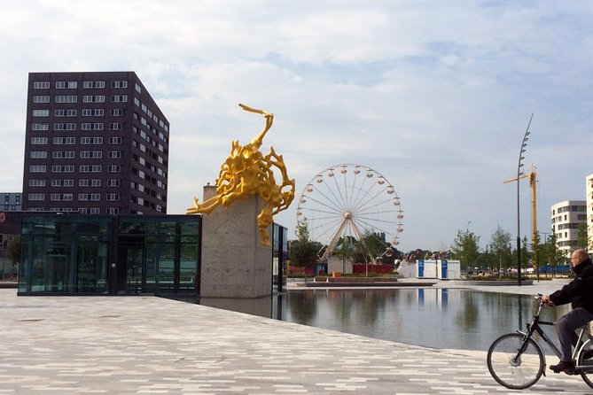 e-Scavenger hunt Emmen: Explore the city at your own pace - The city center, Grote Kerk, and AGA museum