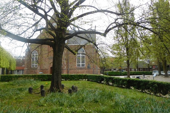 e-Scavenger hunt Leeuwarden: Explore the city at your own pace - The Oldehove and Leeuwarden’s fountain stops