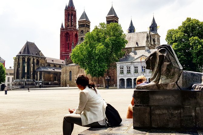 e-Scavenger hunt Maastricht: Explore the city at your own pace - Fort Sint Pieter and the Bonnefanten Museum