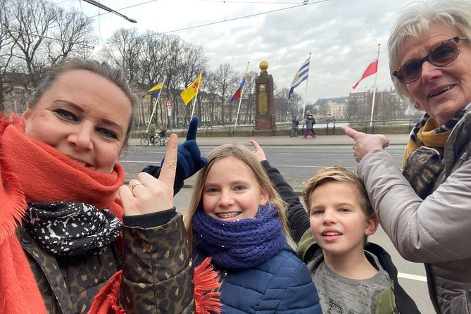 e-Scavenger hunt The Hague: Explore the city at your own pace - Why the group price can be good value