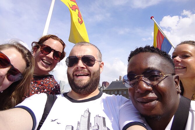 e-Scavenger hunt Volendam: Explore the city at your own pace - Saint Vincent Church and Volendam’s quieter side
