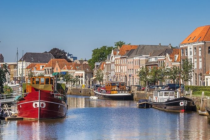 e-Scavenger hunt Zwolle: Explore the city at your own pace - Price, timing, and practical value