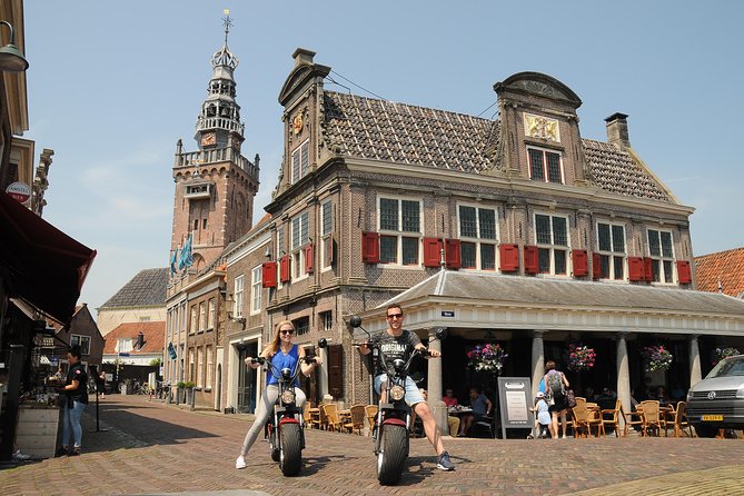 E-scooter rental Volendam - Countryside of Amsterdam - The longer route to Marken