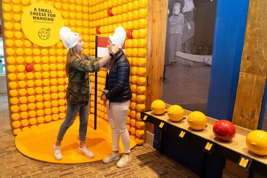 Edam: Edam Cheese Museum Entry Ticket - The audio guide and the town connection