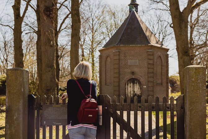 Eindhoven: E-Fatbike Tour In The Footsteps of Vincent van Gogh - One hour inside Van Gogh Village Museum