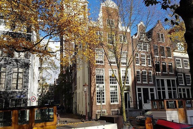 Elisabeth's Tailor made tours and services in Amsterdam and the Netherlands. - Why the private format changes the experience