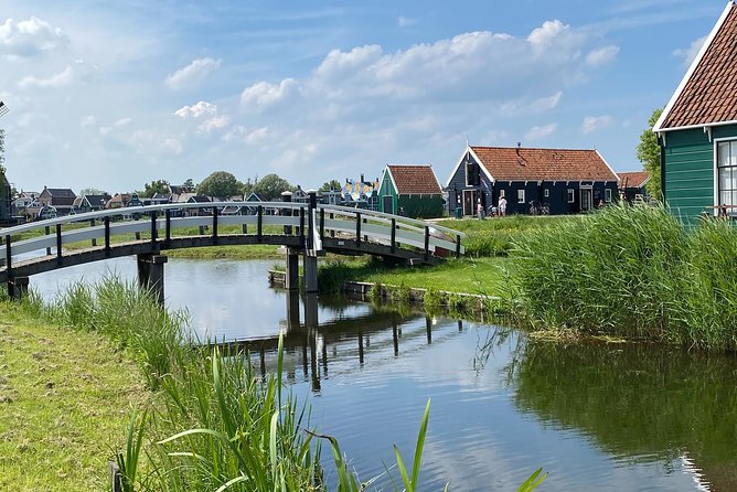 Escape Amsterdam: E-Bike to Zaanse Schans Windmills & Zaandam - Why this route works better than a quick windmill outing