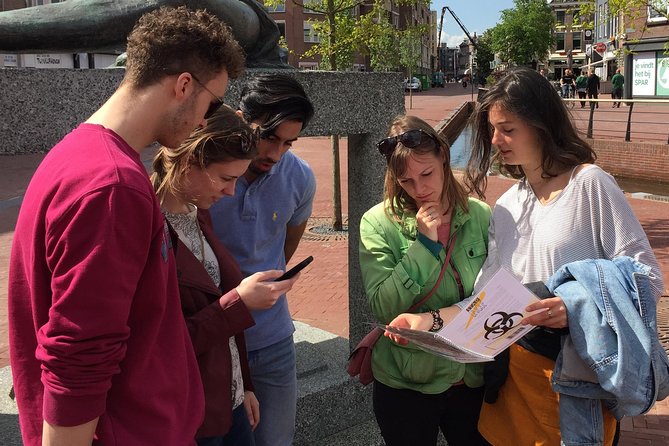 Exciting Murder Mystery - Interactive city walk in Arnhem - How the map, photos, and selfies work