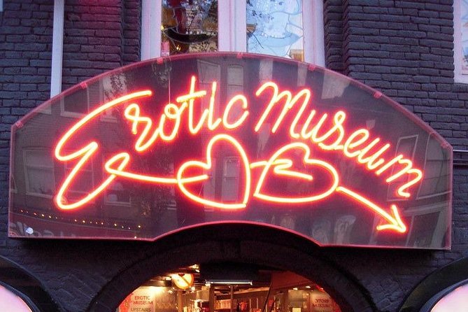 Exclusive small-group Amsterdam Red Light District tour - Int Aepjen, one of two old wooden buildings