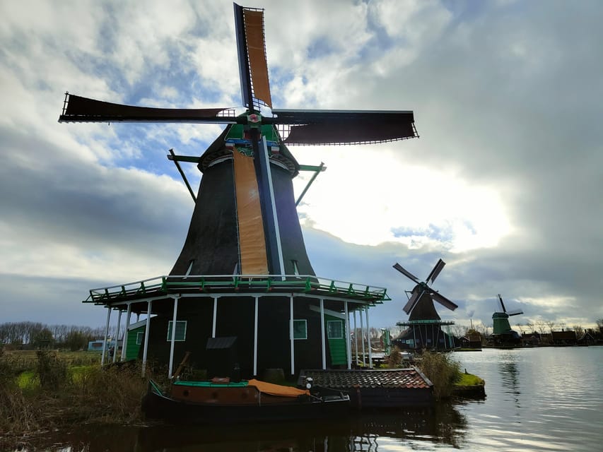 Excursion from Amsterdam to the windmills of Zaanse Schans - Should you book the Zaanse Schans tour?