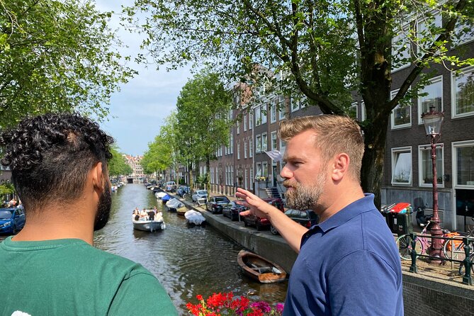 Explore hidden streets with friends - Crossing the Canal Ring into the city’s later expansion