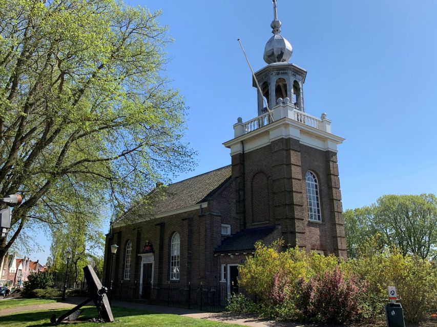 From Amsterdam: 4 Provinces Highlights Van Tour - Sloten, the smallest Frisian city