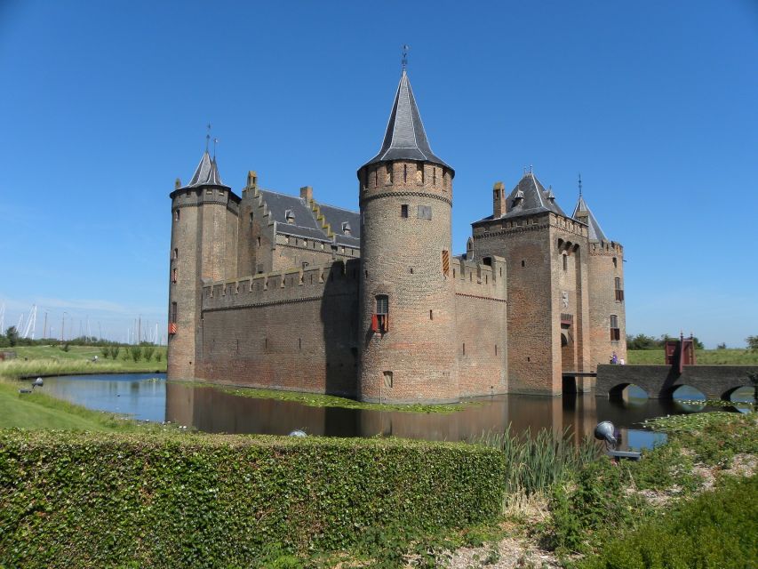 From Amsterdam: Amsterdam Castle Muiderslot Private Tour - First Sight of the 13th-Century Castle