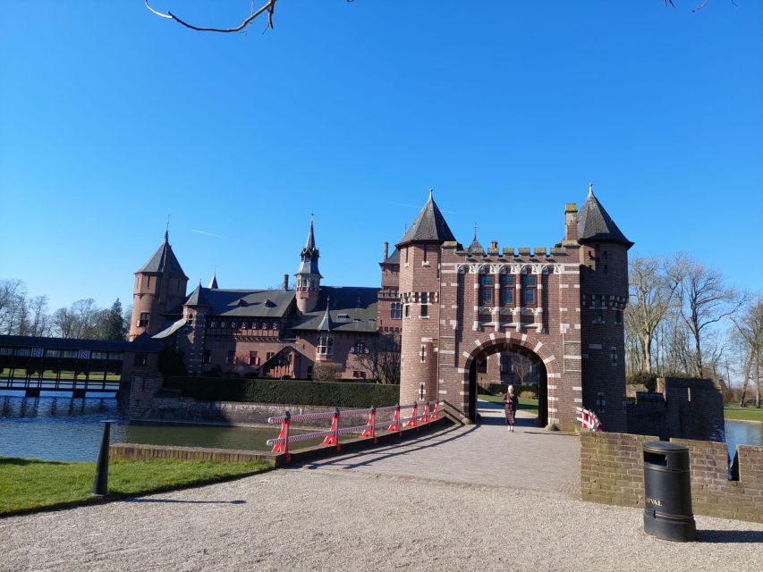 From Amsterdam: Castle De Haar Guided Tour - Entering the grand rooms of Castle De Haar