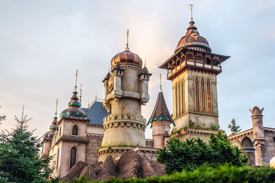 From Amsterdam: Day Trip to Efteling Theme Park with Ticket - Entering Efteling with the ticket included