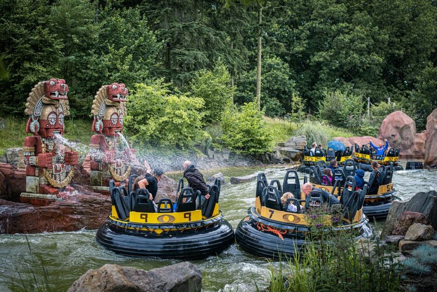From Amsterdam: Day Trip to Efteling Theme Park with Ticket - Six roller coasters and four dark rides