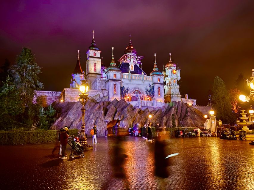 From Amsterdam: Day Trip to Efteling Theme Park with Ticket - Leaving Amsterdam in a private Mercedes