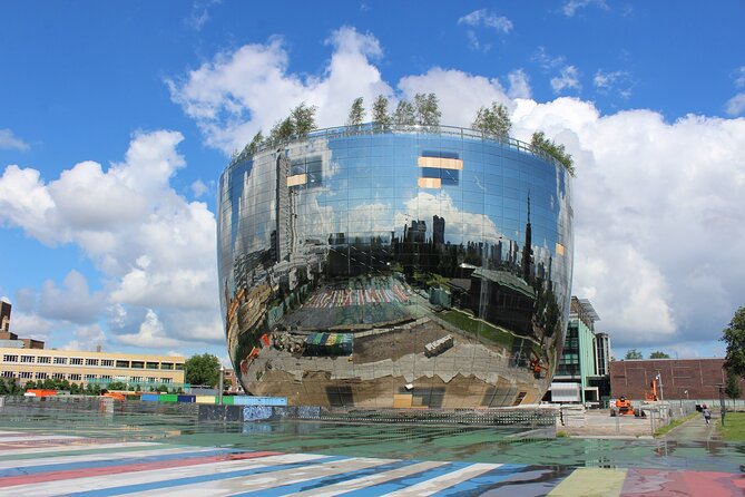 From Amsterdam: Day Trip to Rotterdam, Delft & Hague with Cruise - The Hague gives you a quick political portrait