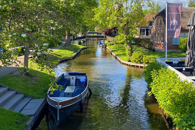 From Amsterdam: Giethoorn Day Trip with Canal & Village Tour - The guide can shape the whole day