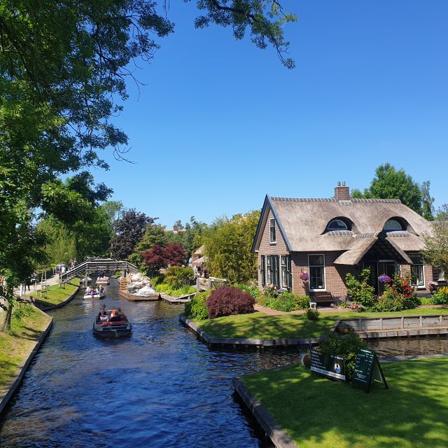 From Amsterdam: Giethoorn Day Trip with Small Electric Boat - Who will enjoy this Giethoorn day trip?