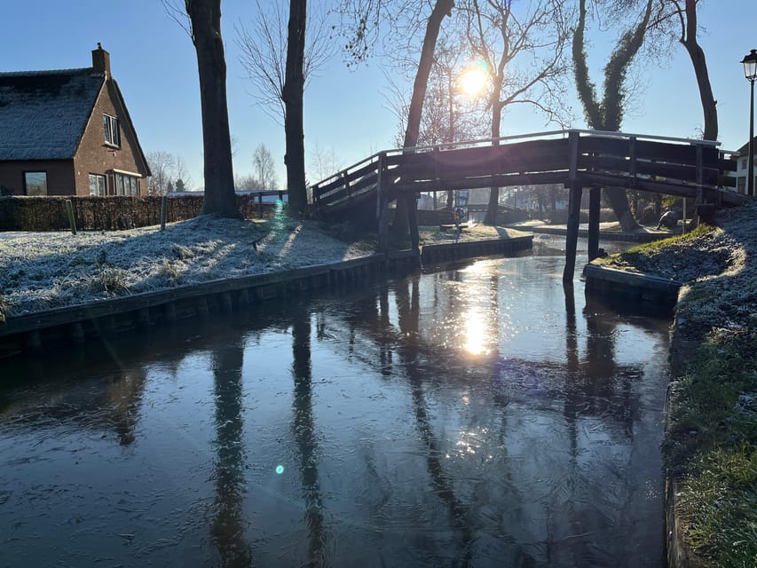 From Amsterdam: Giethoorn Small Group Tour with Boat Ride - How personal is a group of eight?
