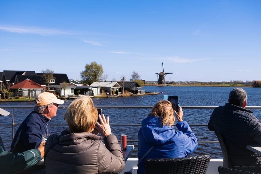 From Amsterdam: Holland Flower and Windmill Tour - summer ed - Who will enjoy this day most?