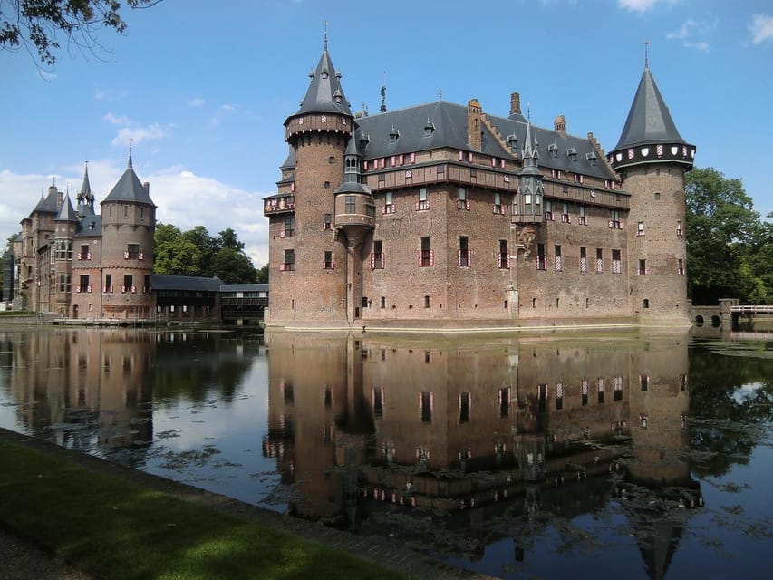 From Amsterdam: Muiderslot and De Haar Castle Tour - De Haar, where medieval roots meet great luxury