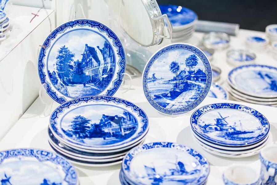 From Amsterdam: Rotterdam, Delft & The Hague Guided Day Tour - One day, three very different Dutch cities