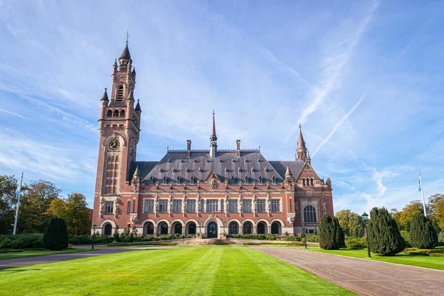 From Amsterdam: Rotterdam, Delft & The Hague Guided Day Tour - Delft: blue pottery and a practical lunch stop