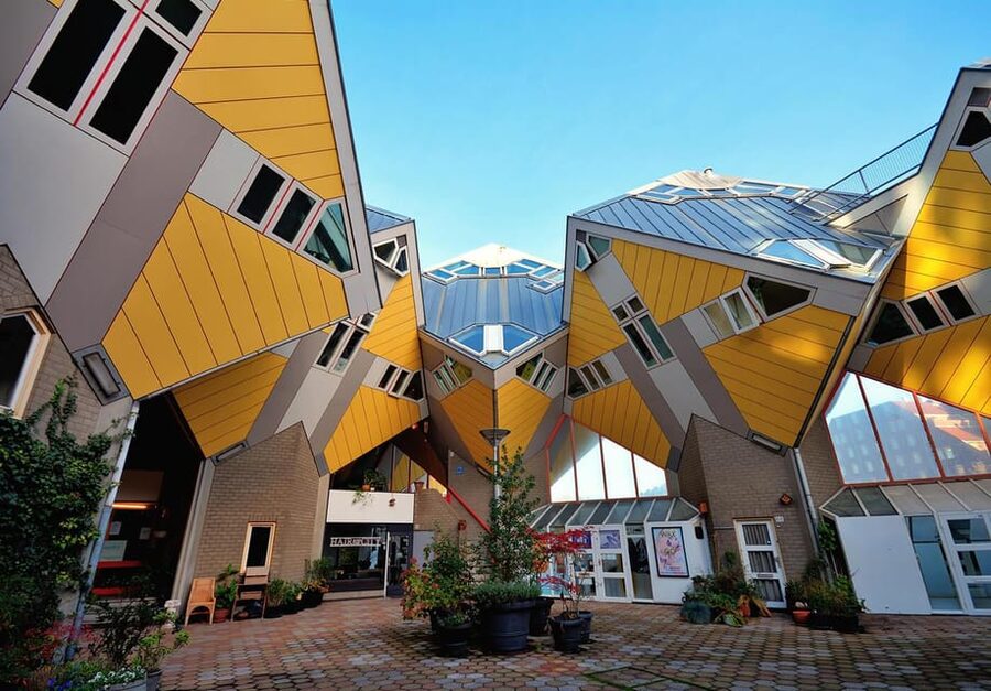 From Amsterdam: Rotterdam to The Hague and Delft - Delft changes the mood completely