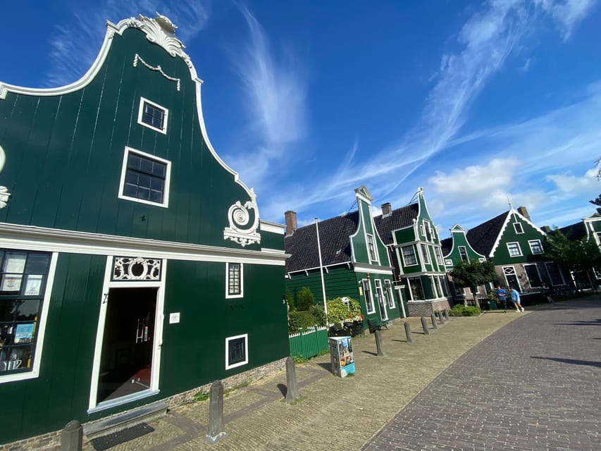 From Amsterdam: visit Zaanse Schans, Muiderslot and more! - What the $152 price includes