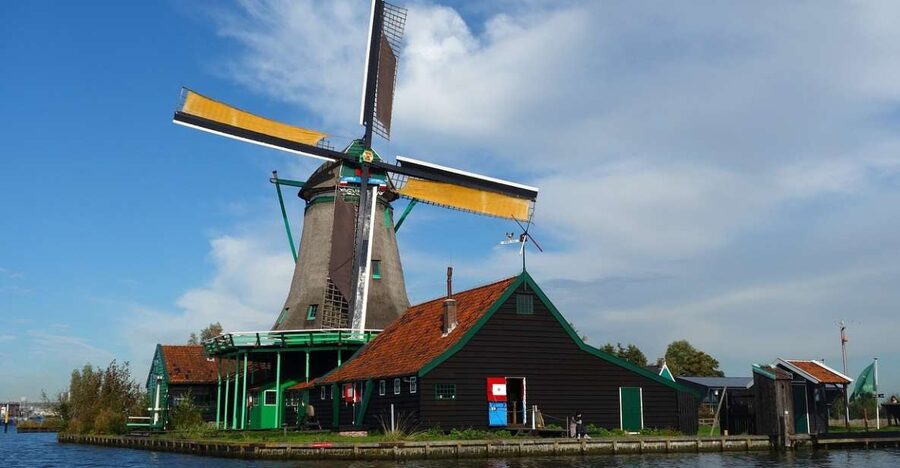 From Amsterdam: Windmills, Volendam, & Marken Private Tour - Should you book it?